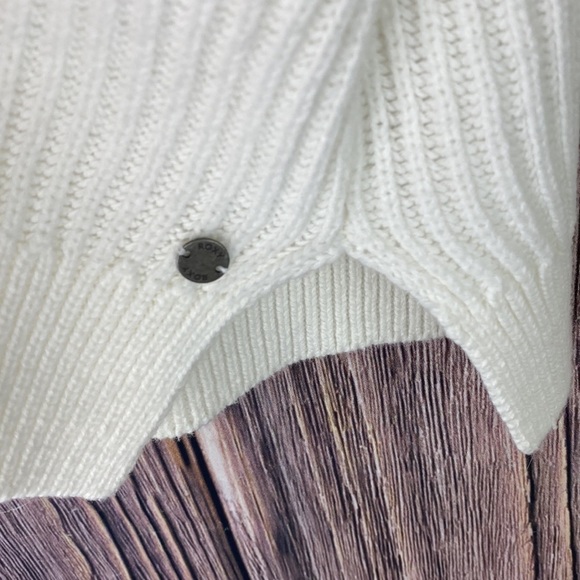 Roxy Morning Mood Sweater- Size Medium - Picture 6 of 16